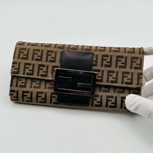 SALE❗️Fendi Brown and Black Logo Wallet
